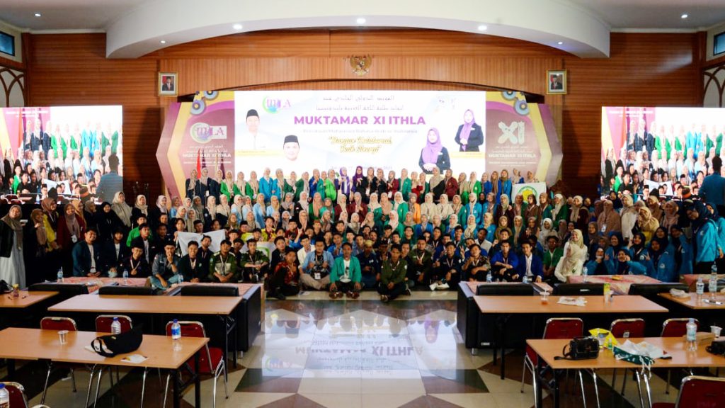 3 Mahasiswa PBA STAI Al-Yasini Pasuruan Hadiri MUKTAMAR XI ITHLA di Jakarta
